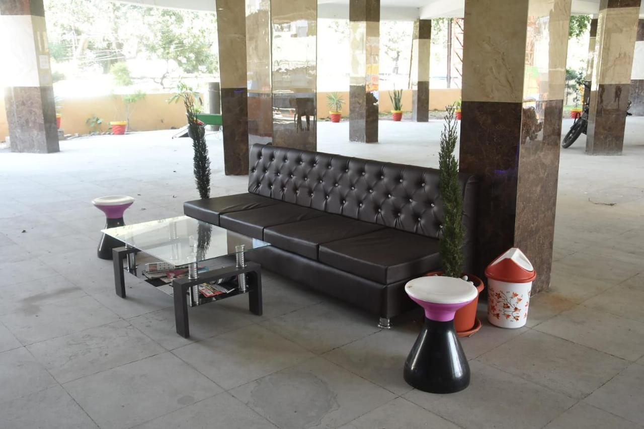 Hotel Shivanjali Palace Ujjain Dış mekan fotoğraf