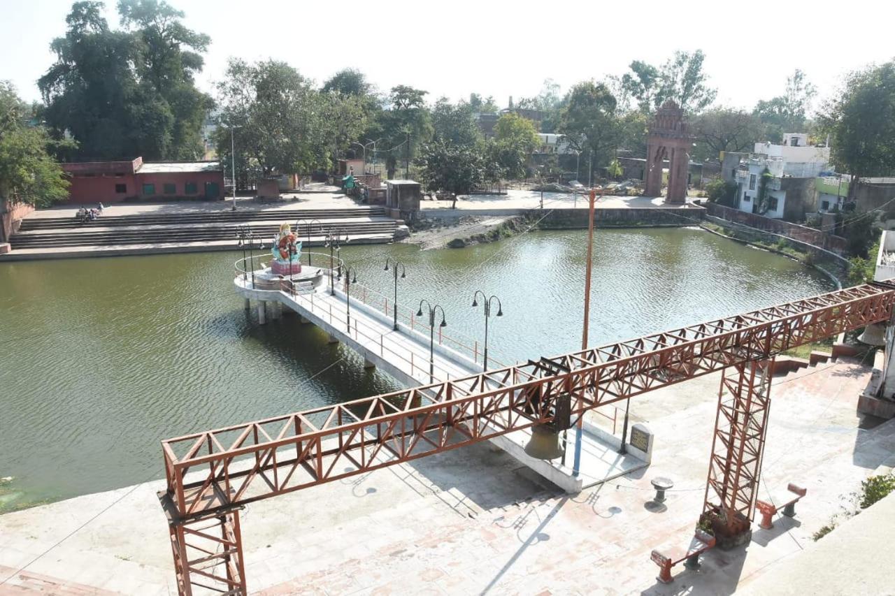 Hotel Shivanjali Palace Ujjain Dış mekan fotoğraf