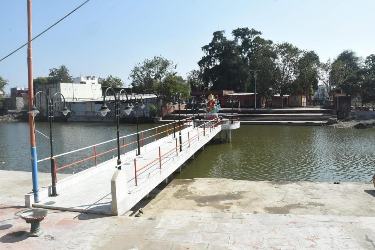 Hotel Shivanjali Palace Ujjain Dış mekan fotoğraf