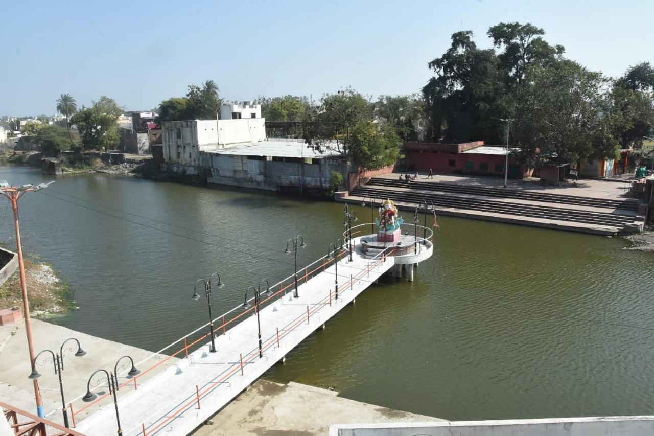 Hotel Shivanjali Palace Ujjain Dış mekan fotoğraf