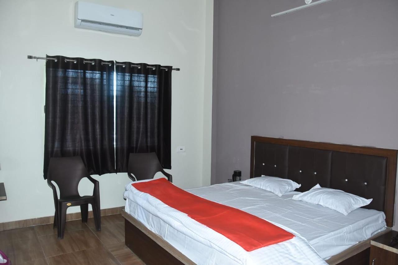 Hotel Shivanjali Palace Ujjain Dış mekan fotoğraf