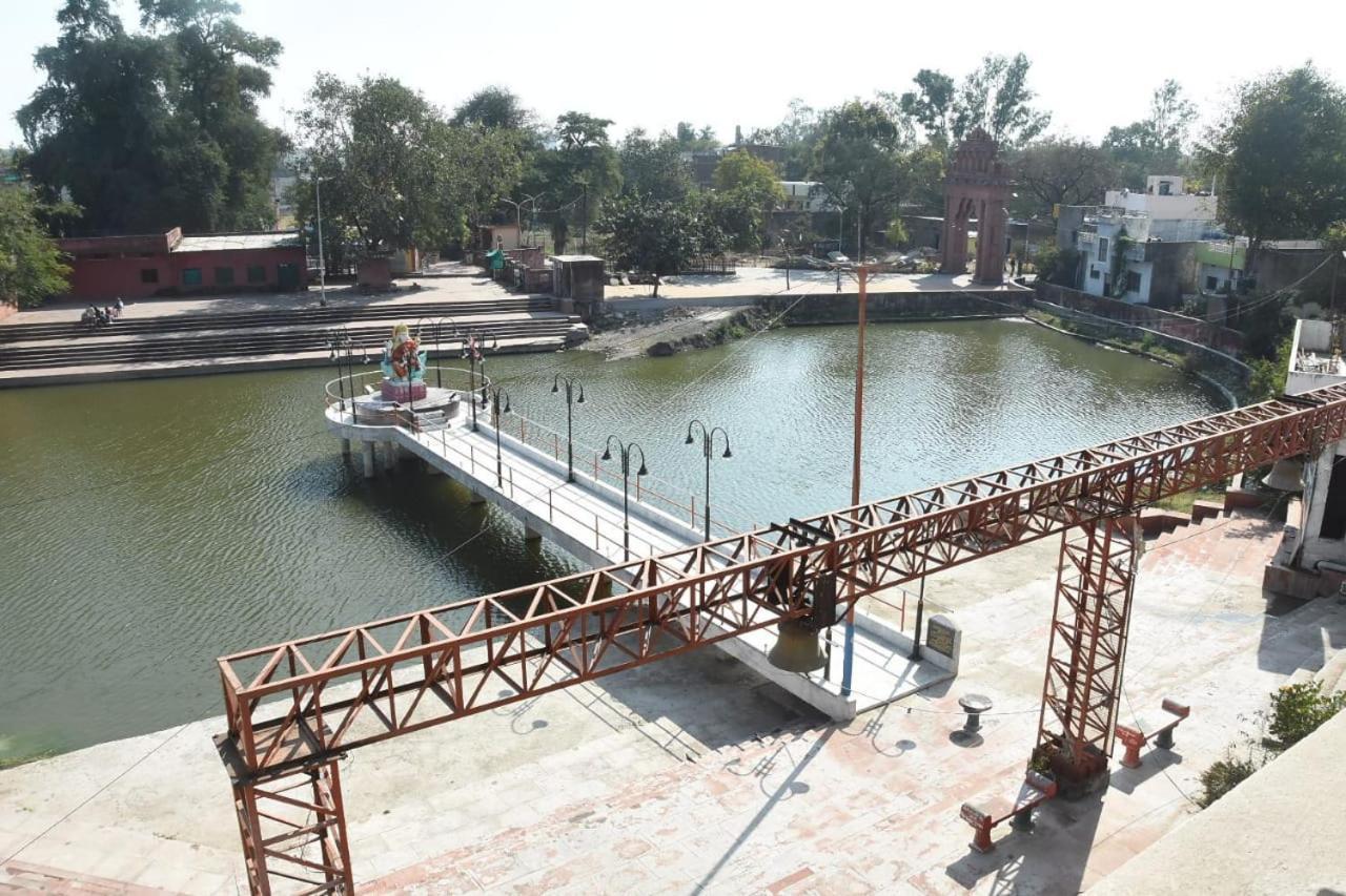 Hotel Shivanjali Palace Ujjain Dış mekan fotoğraf